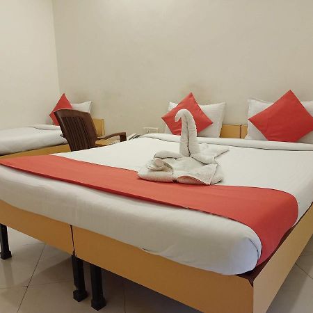 Hotel Wayfare Shirdi Exterior photo